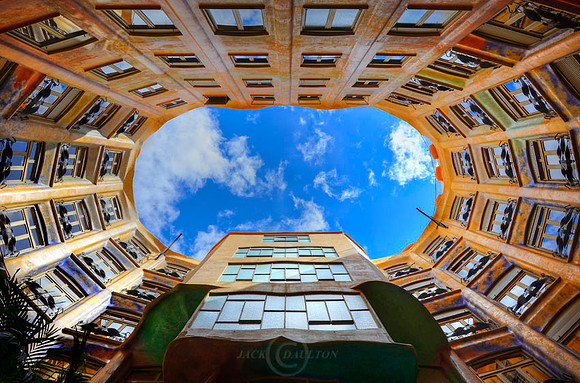 DSC26789HDRJDA1LRC Gaudi-Barcelona